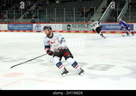 Dane Fox (Nürnberg Ice Tigers) beim Spiel der DEL, 6. Sptg.: SERC Wild Wings vs Nürnberg Ice Tigers Foto Stock