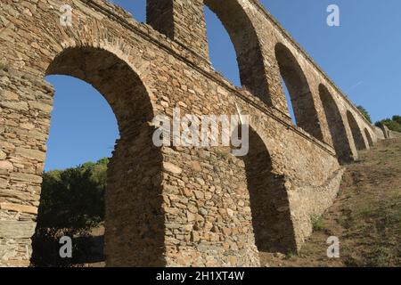Acquedotto romano a Almuñecar, Granada, Spagna Foto Stock