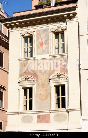 Italia, Roma, Piazza di Sant'Eustachio, Palazzetto tipo da Spoleto (XVI secolo), affreschi di Federico Zuccari Foto Stock