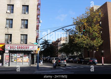 Gen. Colin Powell Childhood Bronx Neighborhood, New York, NY USA Foto Stock