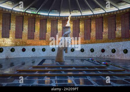 VOLGOGRAD, RUSSIA - 19 SETTEMBRE 2021: Nella sala della 'gloria militare'. Mamayev Kurgan Foto Stock