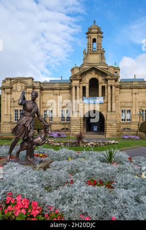 Lister Park e Cartwright Hall and Art Gallery, Bradford, Yorkshire, Regno Unito. Foto Stock