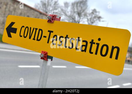 Corona-Teststation in Oberösterreich, Österreich, Europa - Stazione di prova Corona in Austria superiore, Austria, Europa Foto Stock