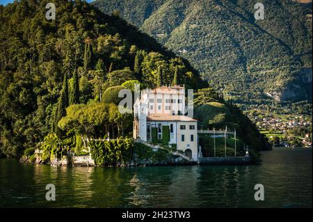 Villa del Balbianello, famosa villa a Lenno, affacciata sul Lago di Como. Lombardia, Italia. Foto Stock