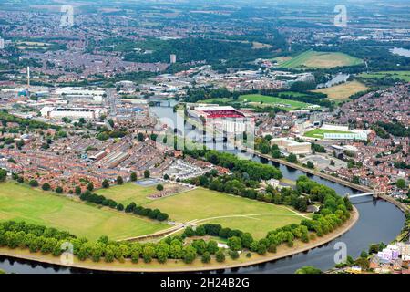 Immagine aerea dei Meadows e West Bridgford a Nottingham Nottinghamshire Inghilterra UK Foto Stock