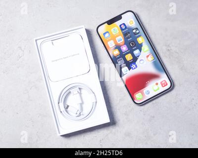 Vetrina di iPhone 13 Pro Foto Stock