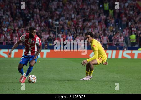 Madrid, Spagna. 19 Ott 2021. (10/19/2021) Lemar.più di 55.000 persone viene a vedere la partita tra Atlético de Madrid e Liverpool, Griezmann due volte e Mohamed Salah due volte troppo, fa la maggior parte degli obiettivi, per una partita che il punteggio finale è stato 2 a 3 con la vittoria di Liverpool. (Foto di Jorge Gonzalez/Pacific Press/Sipa USA) Credit: Sipa USA/Alamy Live News Foto Stock