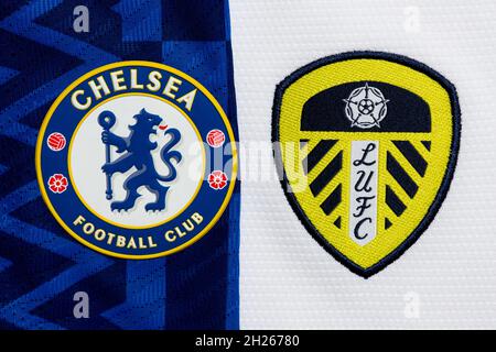 Primo piano dello stemma del Chelsea e del Leeds United Club. Foto Stock