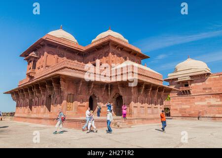FATEHPUR SIKRI, INDIA - 17 FEBBRAIO 2017: Palazzo di Birbal nella città antica Fatehpur Sikri, Uttar Pradesh stato, India Foto Stock