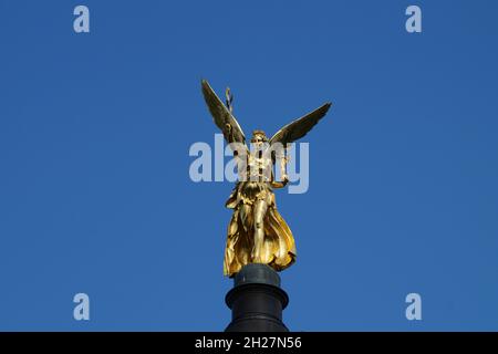 Monumento all'Angelo della Pace a Monaco (Baviera in Germania) Foto Stock