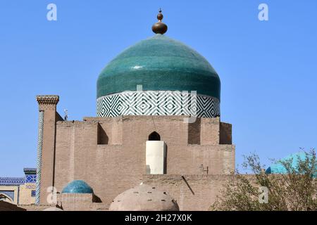 Mahmud Mausoleo Pahlavan (1810-25), Itchan Kala, Ichan-Qаl’а, Khiva, Regione Xorazm, Uzbekistan, Asia centrale Foto Stock