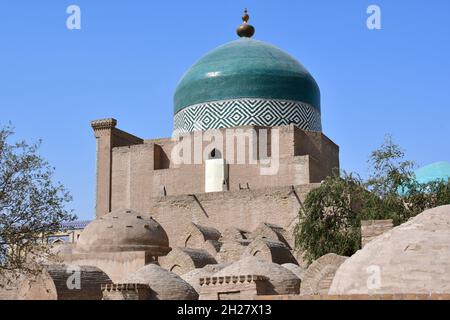 Mahmud Mausoleo Pahlavan (1810-25), Itchan Kala, Ichan-Qаl’а, Khiva, Regione Xorazm, Uzbekistan, Asia centrale Foto Stock