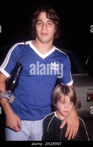 Tony Danza e il figlio Marc Anthony Danza Circa 1979 credito: Ralph Dominguez/MediaPunch Foto Stock