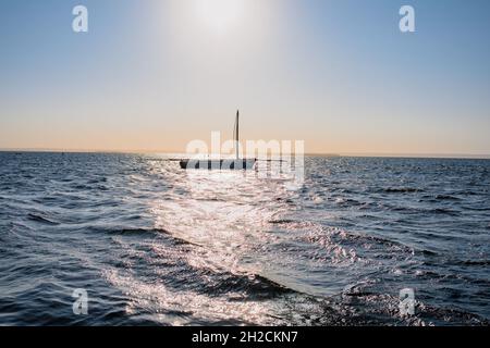 Tradizionale dhow barca visto ancorato Foto Stock