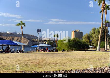 Vista sul fiume Colorado, Bullhead City, Arizona. Foto Stock