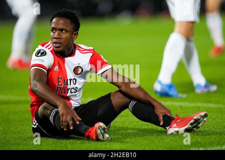 ROTTERDAM, PAESI BASSI - OTTOBRE 21: Luis Sinisterra di Feyenoord Rotterdam l durante la partita di fase del gruppo della UEFA Conference League tra Feyenoord e 1. FC Union Berlin allo Stadion Feijenoord il 21 ottobre 2021 a Rotterdam, Paesi Bassi (Foto di Yannick Verhoeven/Orange Pictures) Foto Stock