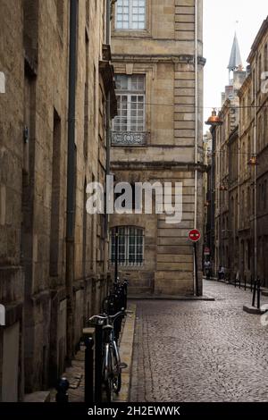 Camminando per le strade di Bordeaux, Foto Stock