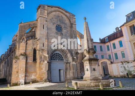 Cluny in Borgogna, Francia, Notre-Dame chiesa Foto Stock