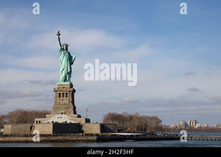 Freiheitsstatuaria / Satue of Liberty o Liberty illuminare il mondo / Foto Stock