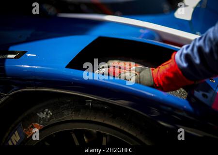 Portimao, Portogallo, 21/10/2021, ambiance pitlane, durante la 2021 4 ore di Portimao, 5° round della European le Mans Series 2021, dal 21 al 24 ottobre 2021 sul circuito Internazionale di Algarve, a Portimao, Portogallo - Foto: Paulo Maria/DPPI/LiveMedia Foto Stock