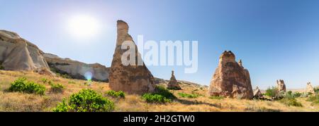 Vista panoramica del Museo all'aperto di Pasabagi in Cappadocia Nevsehir Turchia Foto Stock