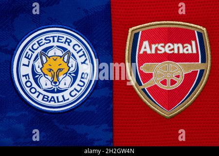 Primo piano di Leicester City e Arsenal club crest. Foto Stock