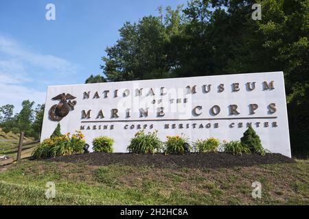 Il cartello di ingresso anteriore. Al Museo Nazionale del Marine Corps Heritage Centre in Virginia. Foto Stock