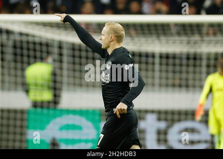 Francoforte, Germania. 21 ottobre 2021. Football: Fuvuball: 21.10.2021 Euro League, Europa League 21.10.2021, football, Europa League 2021-2022, Eintracht Frankfurt - Olympiakos Pireo, Pirv §us Sebastian Rode (Eintracht Frankfurt) Credit: dpa/Alamy Live News Foto Stock