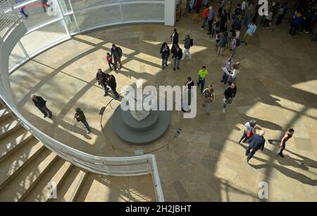 L'incredibile Getty Center nelle montagne di Santa Monica si affaccia su Los Angeles, Brentwood, California Foto Stock