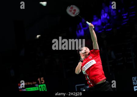 Odense, Danimarca. 22 ottobre 2021. Bingjiao compete durante una partita finale di un quarto singolo femminile tra He Bingjiao della Cina e Wang Zhiyi della Cina al Victor Denmark Open 2021 a Odense, Danimarca, 22 ottobre 2021. Credit: Zhang Cheng/Xinhua/Alamy Live News Foto Stock