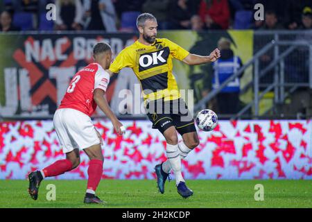 BREDA, PAESI BASSI - OTTOBRE 22: Ralf Seuntjens del NAC Breda durante la partita olandese Keukenkampioendivisie tra NAC Breda e MVV Maastricht al Rat Verlegh Stadion il 22 Ottobre 2021 a Breda, Paesi Bassi (Foto di Broer van den Boom/Orange Pictures) Foto Stock