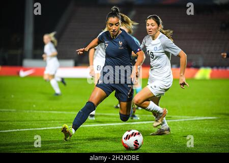 Creteil, Francia. 22 ottobre 2021. Sakina KARCHAOUI di Francia durante la Coppa del mondo FIFA Women Qualification 2023 Gruppo i incontro tra Francia ed Estonia allo stadio Dominique Duvauchelle il 22 ottobre 2021 a Creteil, Francia. (Credit Image: © Matthieu Mirville/ZUMA Press Wire) Credit: ZUMA Press, Inc./Alamy Live News Foto Stock