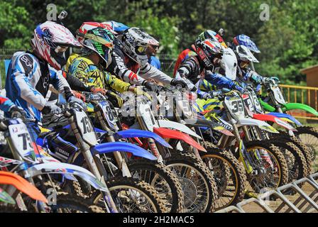 La Lega Catalana di Motocross si tiene presso il circuito di Vallgorguina, Catalogna, Spagna Foto Stock