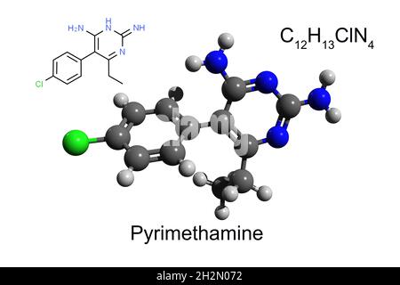 Formula chimica, formula strutturale e modello 3D a sfera e bastone di pirimetamina antimicrobica, fondo bianco Foto Stock