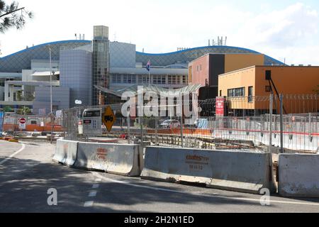 Costruzione della ferrovia leggera Parramatta di fronte al Children’s Hospital di Westmead (il Royal Alexandra Hospital for Children), Sydney, NSW, Au Foto Stock