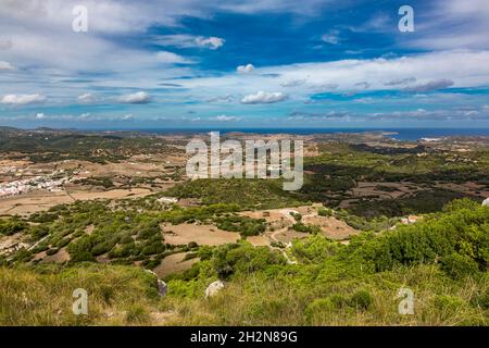 Spagna, Isole Baleari, Minorca, es Mercadal, Vista dal monte El Toro Foto Stock