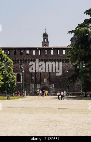 Milano, Italia - 13 giugno 2017: Vista del Castello Sforza a Milano Foto Stock