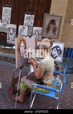 Europa, Spagna, Baleari, Maiorca, Palma di Maiorca, Straßenkünstler a der Altstadt, Carrer de San Miquel Foto Stock