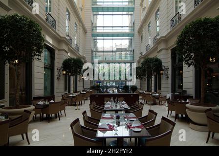 Europa, Ungarn, Budapest, Grand Hotel Royal a der Erzsébert krt. 43-49 Foto Stock