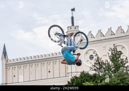 Lublin, Polonia - 30 maggio 2015: Lublin Sportival - evento sportivo cittadino - concorso flybag Foto Stock