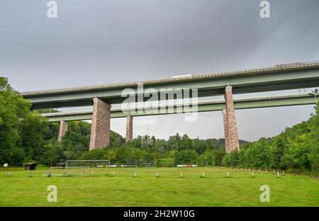 Autobahn A7 Werratalbrücken Hedemünden, Niedersachsen, Germania Foto Stock