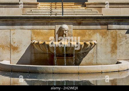 2151 Benjamin Franklin Parkway, il Rodin Museum, ospita tra gli altri capolavori 'il Pensatore' e 'le Porte dell'Inferno'. Foto Stock