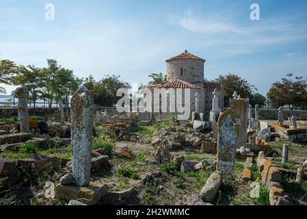 Ottobre 23,2021 Edirne. Il vecchio cimitero turco nel distretto di Enez della provincia di Edirne. Foto Stock