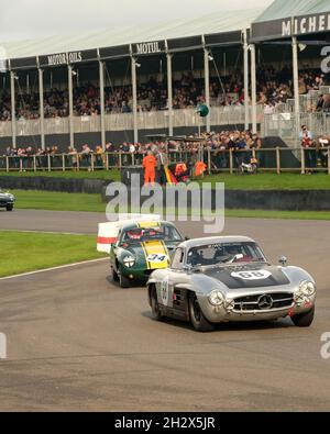 Ottobre 2021 - Racing al Goodwood Members Meeting 78 Foto Stock