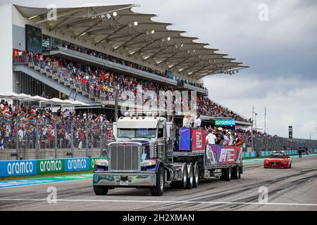 Austin, Texas, 24/10/2021, i piloti sfilano davanti ai tifosi durante il Gran Premio di Formula 1 degli Stati Uniti Aramco 2021, 17° round del Campionato del mondo di Formula uno FIA 2021 dal 21 al 24 ottobre 2021 sul circuito delle Americhe, ad Austin, Texas, Stati Uniti d'America - Foto Florent Gooden / DPPI Foto Stock