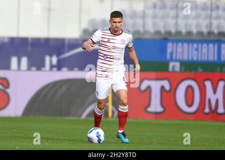 Razvan Gabriel Marin (Cagliari) Durante la partita italiana 'srie A' tra Fiorentina 3-0 Cagliari allo Stadio Artemio Franchi il 24 ottobre 2021 a Firenze. (Foto di Maurizio Borsari/AFLO) Foto Stock