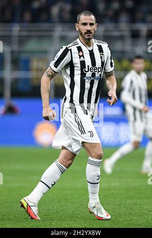 Milano, Italia - 24 Ottobre 2021: Leonardo Bonucci di Juventus durante la Serie A Campionato Italiano di calcio FC Internazionale vs Juventus allo Stadio San Siro Foto Stock