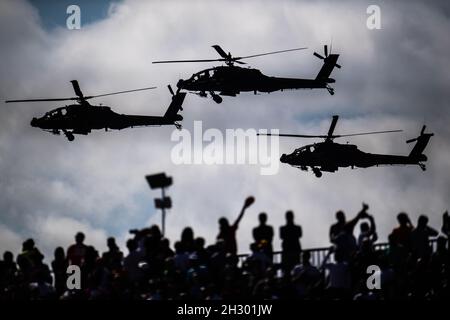 Austin, Texas, USA, 24/10/2021, Grid Atmosphere - elicotteri. 24.10.2021. Formula 1 World Championship, Rd 17, United States Grand Prix, Austin, Texas, USA, Race Day. Il credito fotografico dovrebbe essere: XPB/Press Association Images. Foto Stock