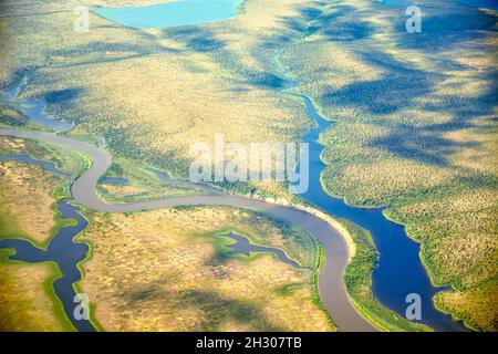 Vista aerea sui paesaggi tundra del Nord Yakutia da un aereo Foto Stock