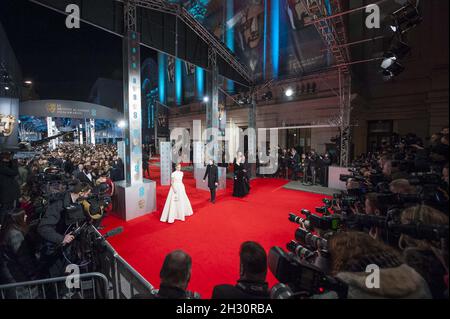 Gli ospiti partecipano agli EE British Academy Film Awards 2015, presso la Royal Opera House di Covent Garden - Londra Foto Stock